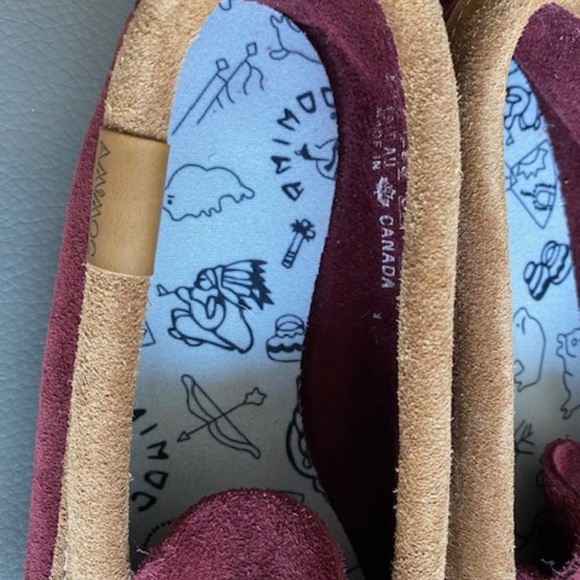 ANIMOC Canada Mocc sz L 6 suede leather moccasin slippers burgundy red plum NWOB - Picture 8 of 12